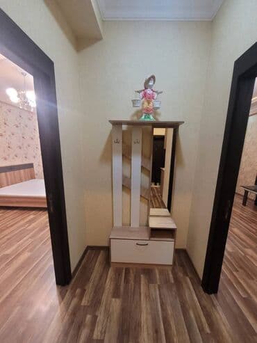 razində kirayə evlər 2024: Nizami rayonu,Bəkir Çobanzadə küçəsi, Bonadea xəstəxanasının, Top qapı — 11