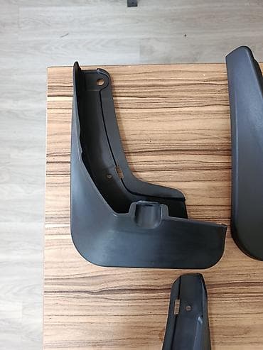 su pompası: Avtomobil üçün palçıq qoruyucuları (mudflaps) - Komplekt: 4 ədəd (ön — 3