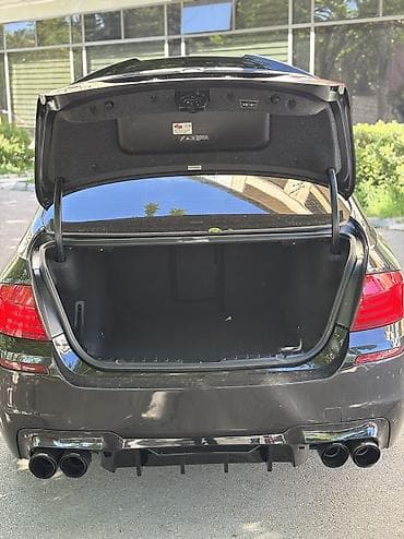 suru: BMW 528: 2 l | 2013 il Hetçbek — 8