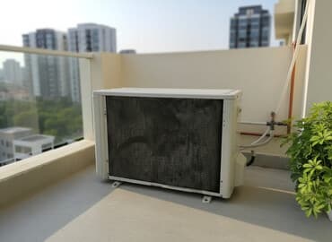 kondisoner matoru: AUX split kondisioner dəsti Model: AUX ASW-H18A4/FRFR1 (xarici blok — 1