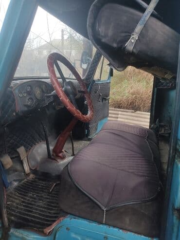 Akkumulyatorlar: QAZ : 0.1 l | 1988 il 13500000 km — 3