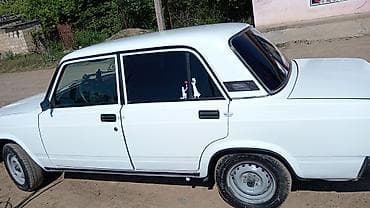 ford 5 1: VAZ (LADA) 2107: 1.5 l | Sedan — 5
