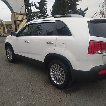 islenmis avtomobiller: Kia Sorento: 2 l | 2010 il Ofrouder/SUV — 8