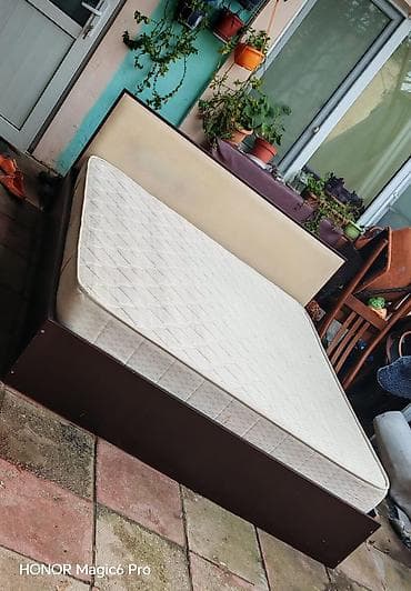rezin yataq: Taxt satilir çatdırılma daxil 160 manat &Sara — 1