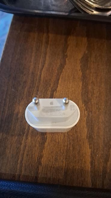 iphone 16 bakı: Adapter Apple, 20 Vt — 3