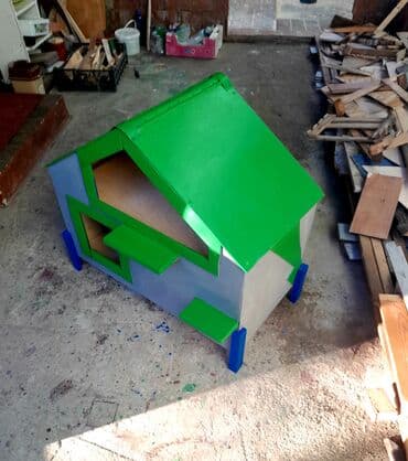 göyərçin yuvaları: Pişik evi 4 pişik üçün Yuxarı hissə su yem qabları üçündür geniş — 2