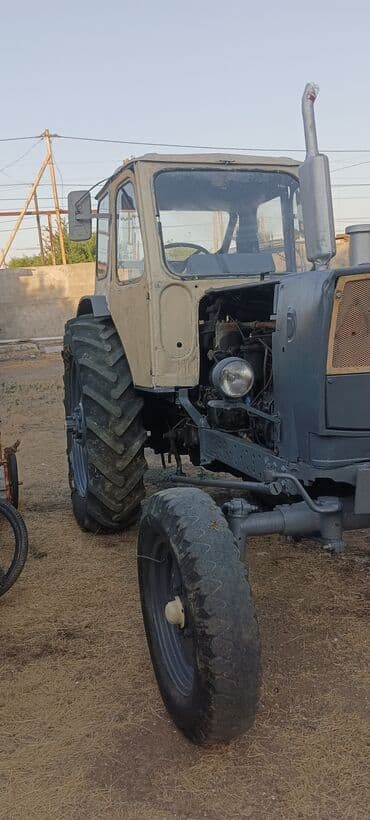 traktor az: Məhsul: Yumuz tipli təkərli traktor satılır riyal alcı olsa edirim — 3