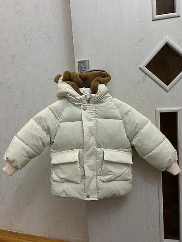 Ölçü: 3-4yaş (100sm) Təzədir, heç geyinilməyib, kiçik oldugu üçün
