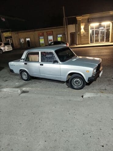 ravon r4 azerbaycan: Model: Lada Riva/2107 sedan Rəng: Açıq boz Kuzov: 4 qapılı — 5
