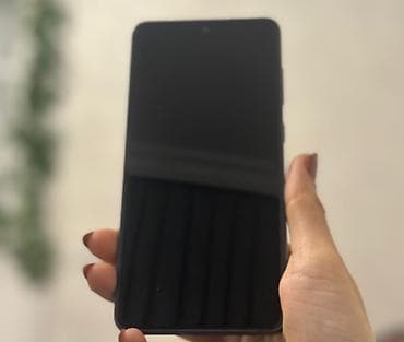 Samsung Galaxy S21 FE, цвет - Черный, Беспроводная зарядка — 1