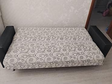 divan tek: Kompakt divan‑çarpayı
40 man, yeni yasamal, böyük lift var — 4