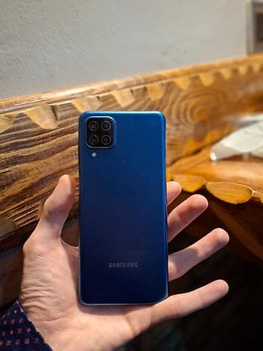 a 12 telefon: Samsung Galaxy A12, 32 GB, Barmaq izi, İki sim kartlı, Sənədlərlə — 2
