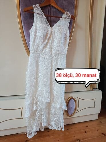 боорсоки на заказ бишкек: Zərif güpürlə işlənmiş, qısa və ziyafət üçün uyğun don. V-yaxa kəsimi — 1