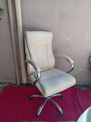 Təkərli, Qolları tənzimlənmir, Süni dəri