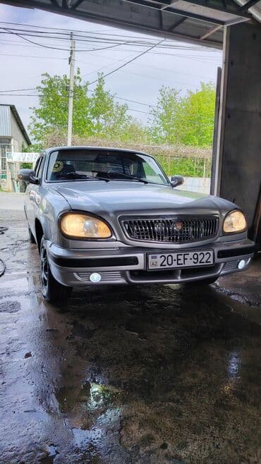 QAZ: QAZ 31105 Volga: 2.4 l | 2004 il 200000 km Sedan