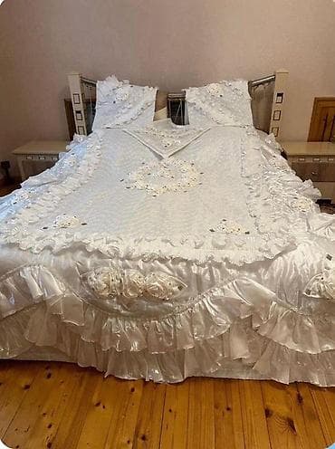 inter tekstil sumqayit: Yataq üçün İşlənmiş Qaşlı rəng - Ağ Yataq örtüyü — 1