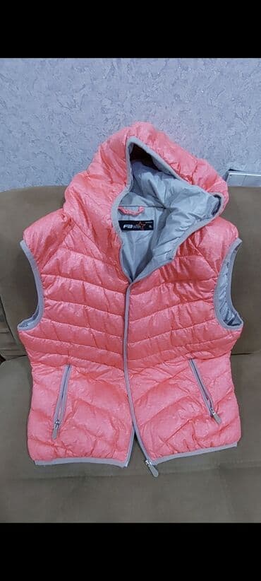 Cinslər: Qadın geyimləri. 5-7-10-15-20 azn. Xacmaz ve Bakıda yaşayanlar ucun — 5