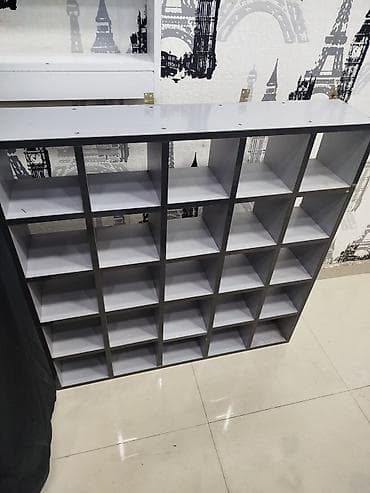 divar rəfi: Ayaqqabı rəfi, Düz — 1