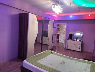 bakıxanovda ev: Razində Akkord binaları yaşayış sahəsi 83 k/m sahəsi olan 2 otaqlı — 2