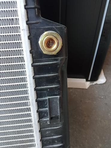 30 kuza prius: Avtomobil üçün soyutma radiatoru - Material: alüminium nüvə (finlər) — 1