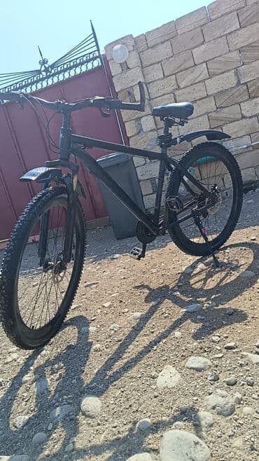 трехколесный велосипед для взрослых бишкек: Dağ tipli velosiped – qara rəng Xüsusiyyətlər: - 29” təkərlər, qalın — 1
