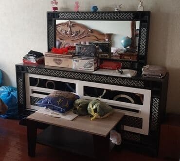 İşlənmiş, Masa və oturacaqlar, Komod, Kredit yoxdur, Rumıniya