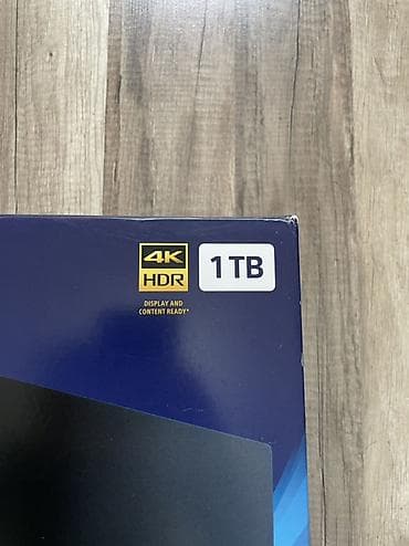 sony playstation 3: Yenidir,heç bir problemi yoxdur,ən son modeldir 7215B,konsolun — 3