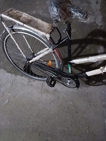 Şəhər/klassik tipli velosiped - Rəng: qara çərçivə, xrom qanadlıqlar