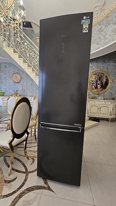 separator satilir: 2 qapılı LG Soyuducu Satılır, rəng - Qara — 2