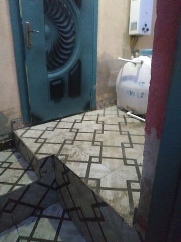 Ofis ləvazimatları: Metal giriş qapısı satılır - Material: möhkəm metal konstruksiya - — 2