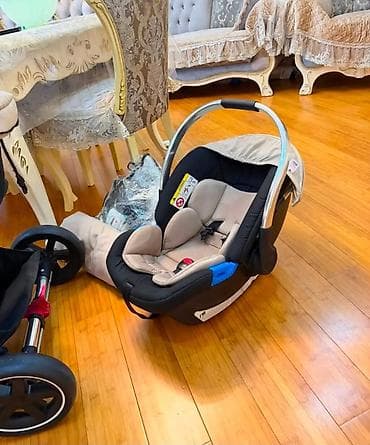 araba: Mothercare kalyaska 250 azn . Tecili satılır . 999 azn alınıb demek — 3
