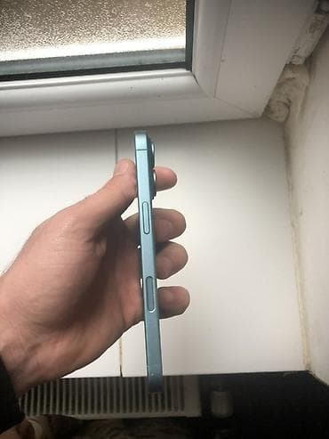 nokia 1680 classic: IPhone 16, Mavi — 4