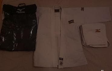 orginal forma: Original Mizuno kimano
150 razmer
75azn qorduyunuz kimi cox qozeldi — 1