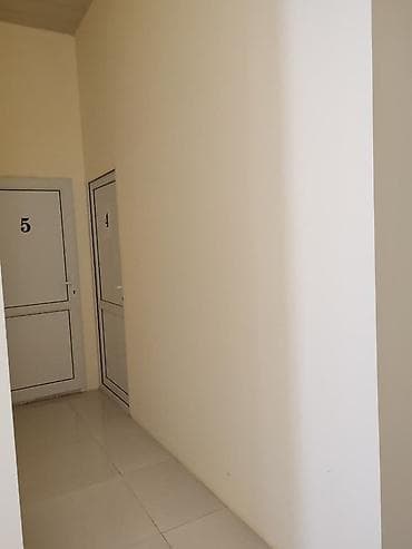 stolüstü ofis dəsti: Ofis mebel dəsti Tərkibi: - 1 ədəd geniş iş masası (kabel üçün — 5