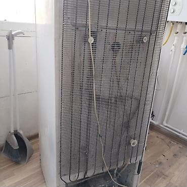 Çınar soyuducu, model SD-240T - Ümumi həcmi: 240 litr (etiketdə