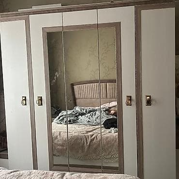 ucuz seyf kassa: MilDolab qiymeti 200man Baha alınıb, Qiymətdə razılaşmaq olar. Yaxwi — 1