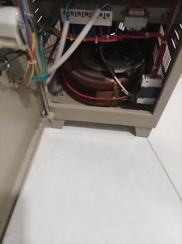 Bərkidici məhsullar: PRIME SVC-10000 elektromechanik gərginlik stabilizatoru — 3