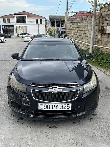 Chevrolet Cruze: 1.4 l | 2013 il Sedan