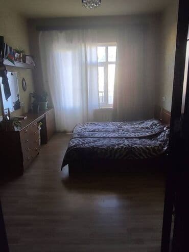 ist petrol tbilisi prospekti: Bakı, 5 otaqlı, Köhnə tikili, 104 kv. m — 4