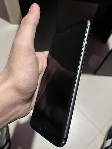 iphone 8 plus satilir: IPhone 8 Plus, 256 GB, Jet Black, Barmaq izi — 6