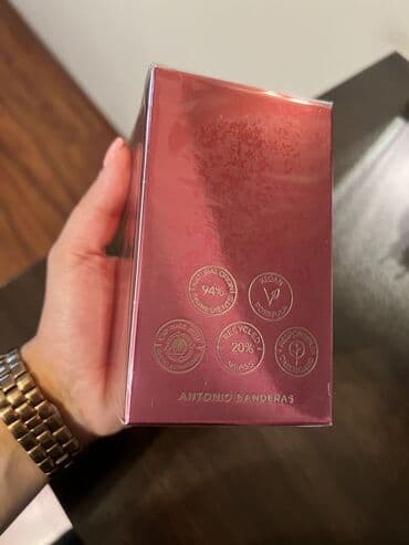 eclat la violette: Banderas. Yenidir — 2