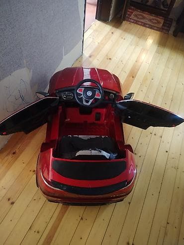 Uşaq üçün elektrik maşınları: Uşaq üçün elektrikli minik avtomobili – Mercedes üslubunda, qırmızı — 5