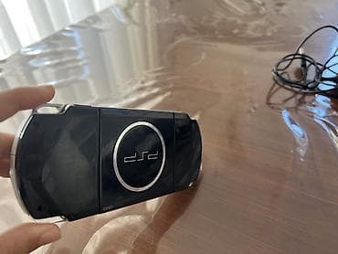 xiaomi 10 t: Sony PSP (PlayStation Portable) – əl konsolu Xüsusiyyətlər: - Model — 2