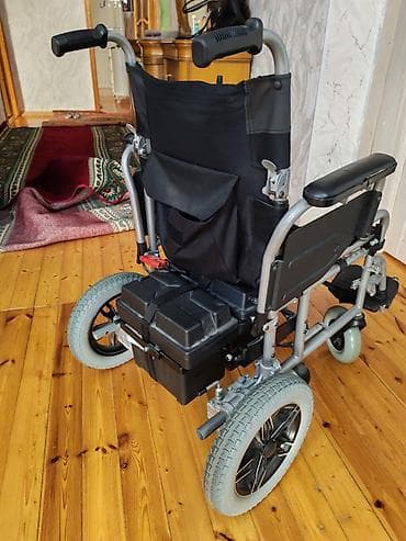 elil arabaları: Elektrik təkərli arabası - İdarəetmə: sağ qoltuqaltıda joystick — 2