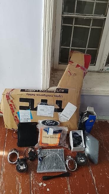 avtomobil qızdırıcı: Ford üçün avtomobil aksesuarları və multimedya paketləri Tərkib: - — 2