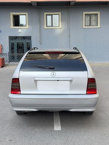 kreditde olan vitolar: Mercedes-Benz C-Class: 2.2 l | 2000 il Universal — 4