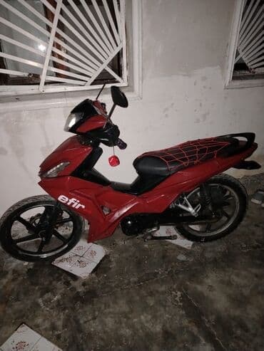 Moped/motosiklet – Efir (step-thru tipli) Xüsusiyyətlər: - Rəng