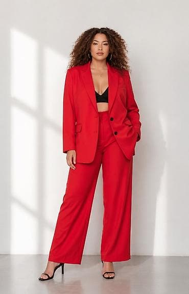 geyim dəsti: Kostyum dəsti. Razmer 42 Qiymət 40azn Костюм (комплект). Размер 42 — 2