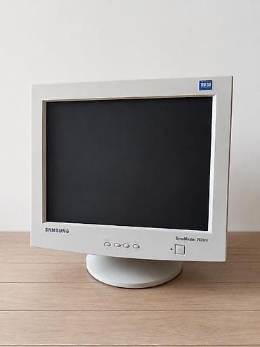 Samsung SyncMaster 753DFX CRT monitor Vintaj kafelər üçün də yarıya