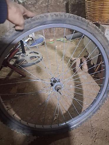 Velosipedlər: 2 si bir yerde 70mat real aliciya cuzi endirim olacag patriska kamerde — 2